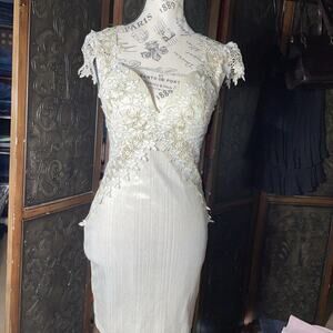 Entry Gold Tone Short Women's Dress‎ Size S